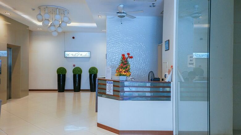 Hotel Reddoorz Premium @ The Trillium Residences