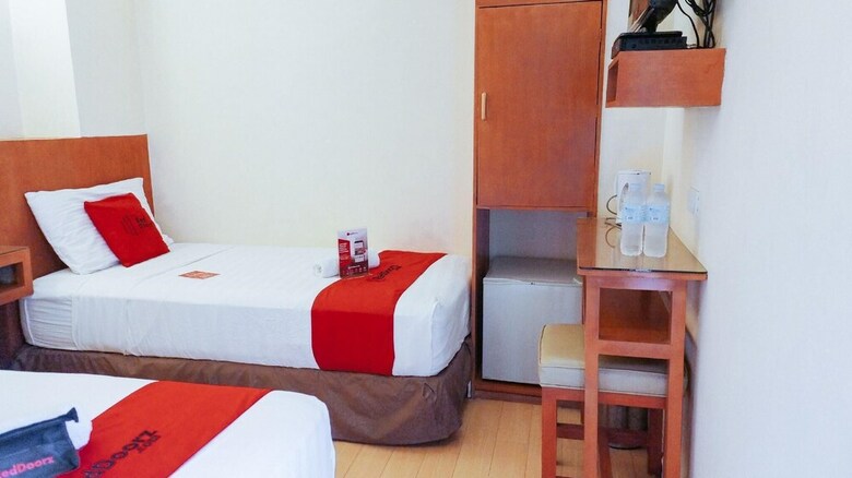 Hotel Reddoorz @ Climaco Street Cebu