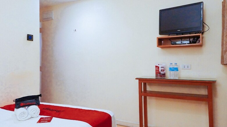 Hotel Reddoorz @ Climaco Street Cebu
