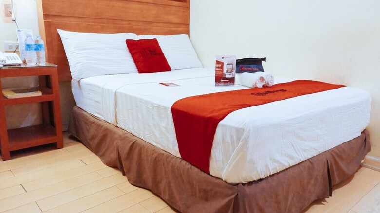 Hotel Reddoorz @ Climaco Street Cebu