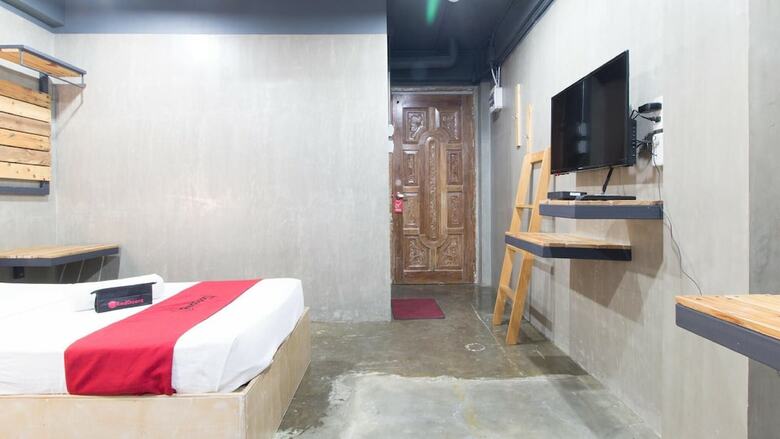 Hotel Reddoorz Plus @ Taft North Mandurriao