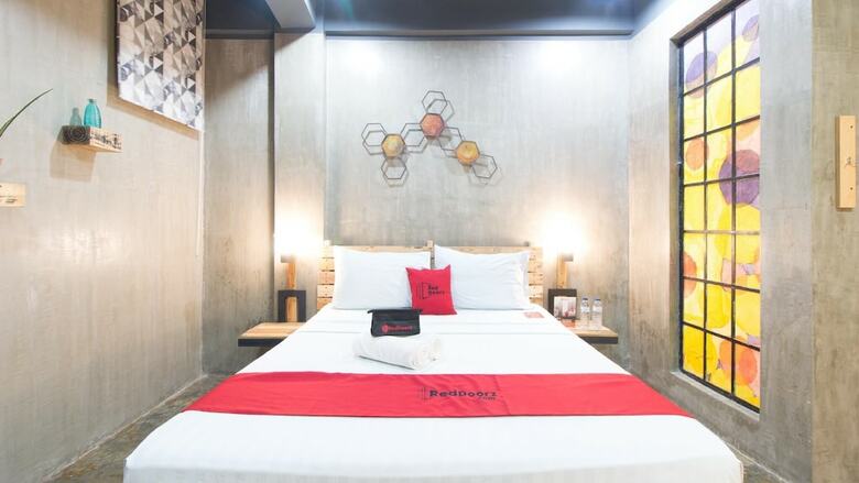 Hotel Reddoorz Plus @ Taft North Mandurriao