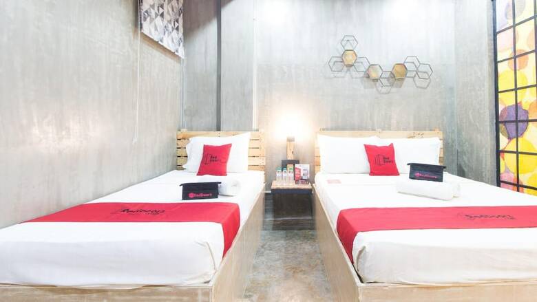 Hotel Reddoorz Plus @ Taft North Mandurriao