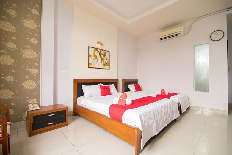 Hotel Reddoorz Near Saigon Zoo 3