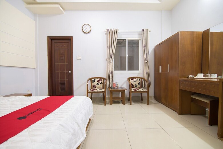 Hotel Reddoorz Near Saigon Zoo 3