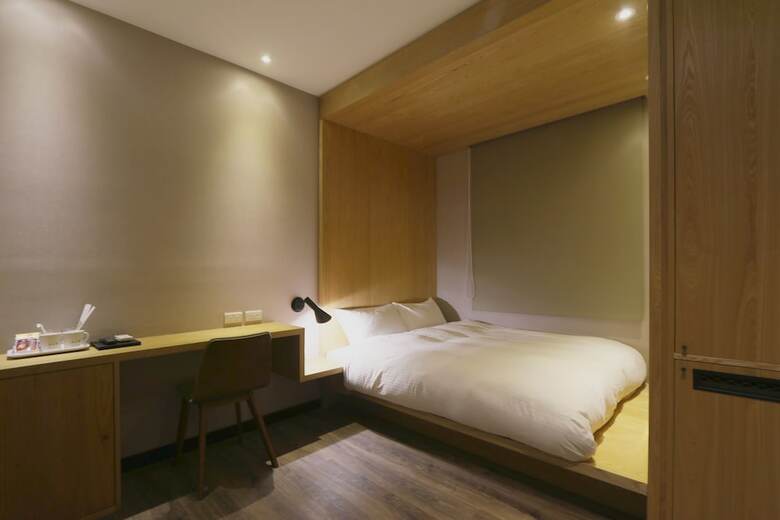 Hotel Taichung Easylazy Inn