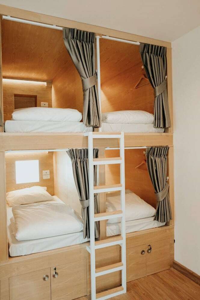 Hostal Rotfai Hostel