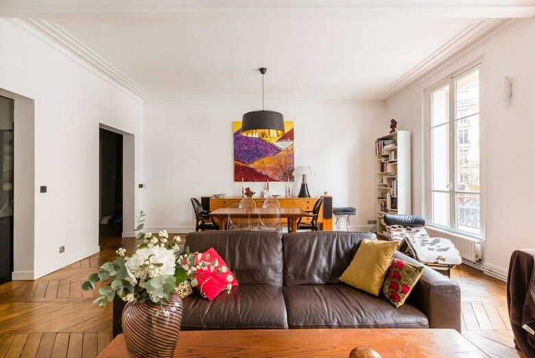 Apartamento Dark Sophistication In The 16th