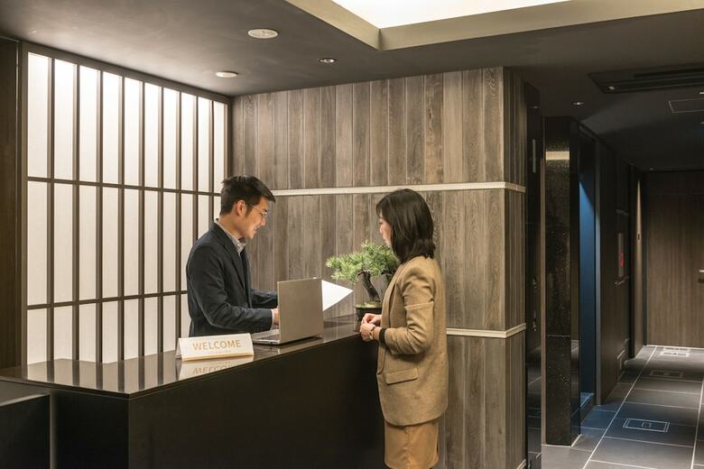 Hotel Crush On