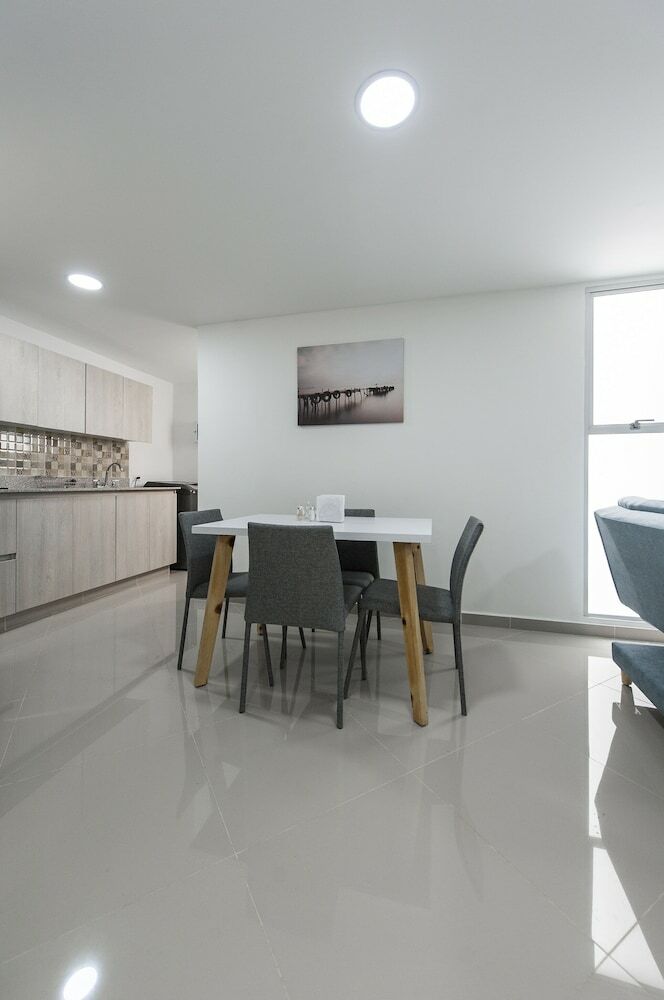 Apartamentos Edificio Portal Del Parque By Nomad Guru