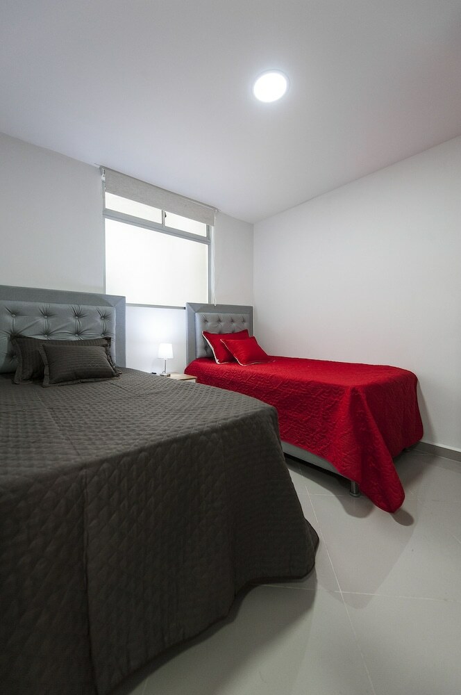 Apartamentos Edificio Portal Del Parque By Nomad Guru