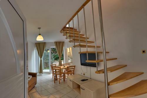 Vis A Vis Apartments