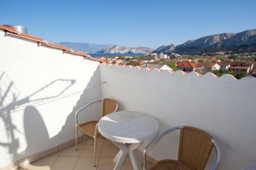 Hostal Pansion Burin