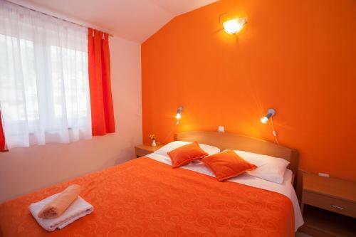 Hostal Pansion Burin