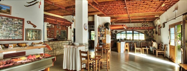 Armonia Hotel