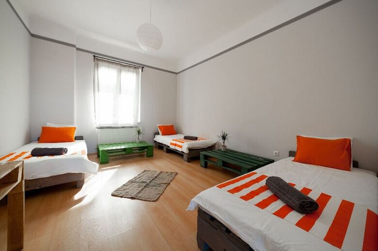 Astoria Design Apartment