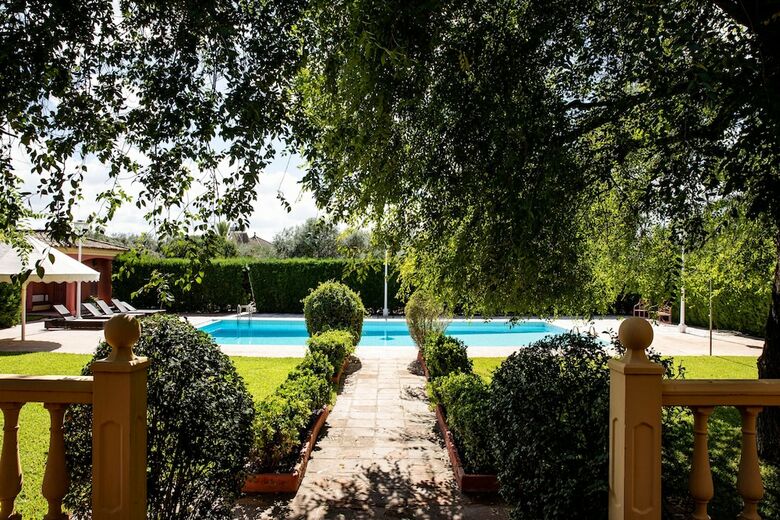 Villa Lucrecia