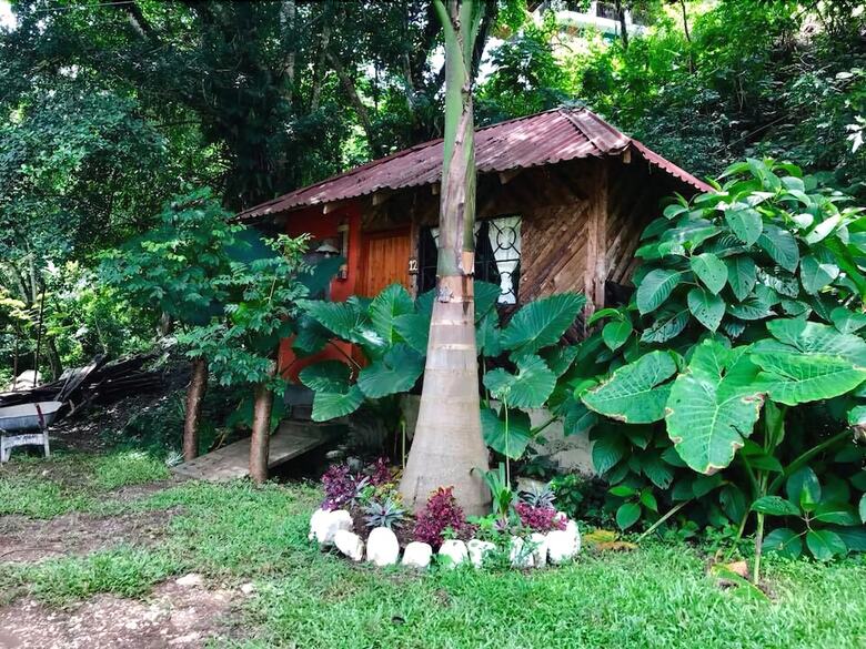 Posada Caba�as Y Casas Del �rbol La Huerta