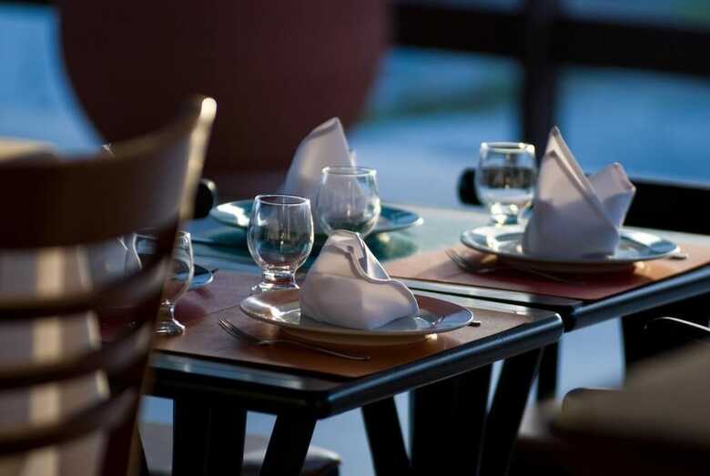 Oyo Arembepe Beach Hotel