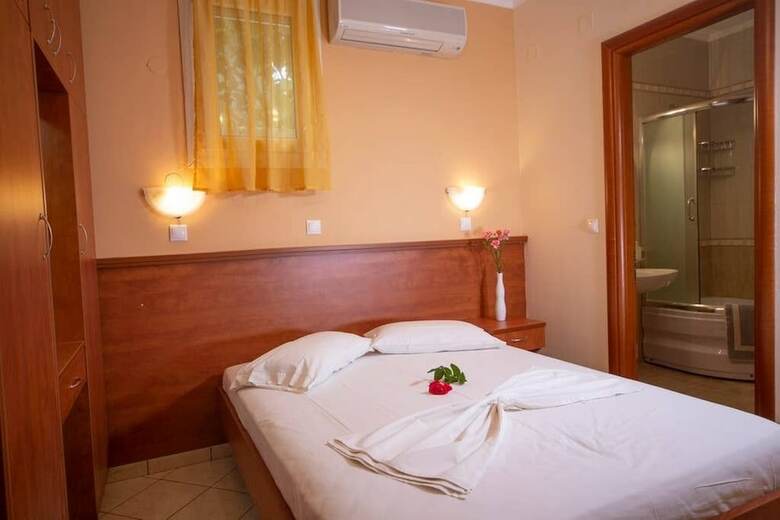 Apartamentos Garden Studio With Jacuzzi & Bbq / 100m To The Beach
