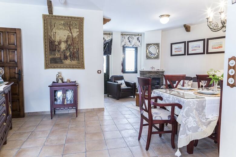 Hotel Mafloras Suites El Bosque