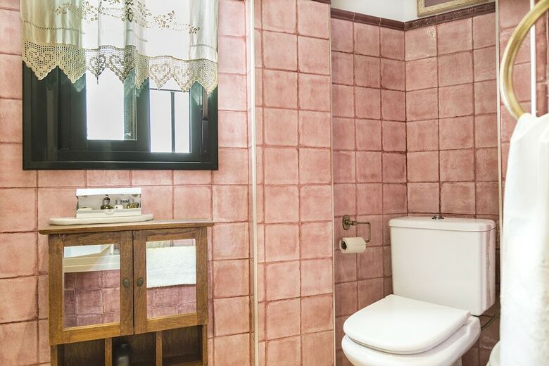 Hotel Mafloras Suites El Bosque