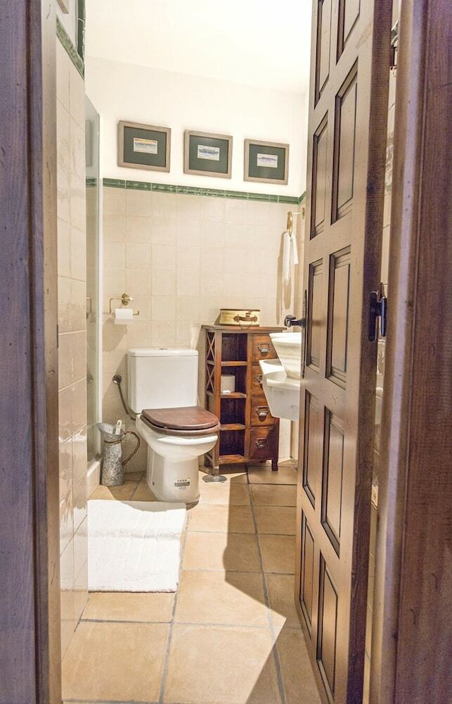 Hotel Mafloras Suites El Bosque