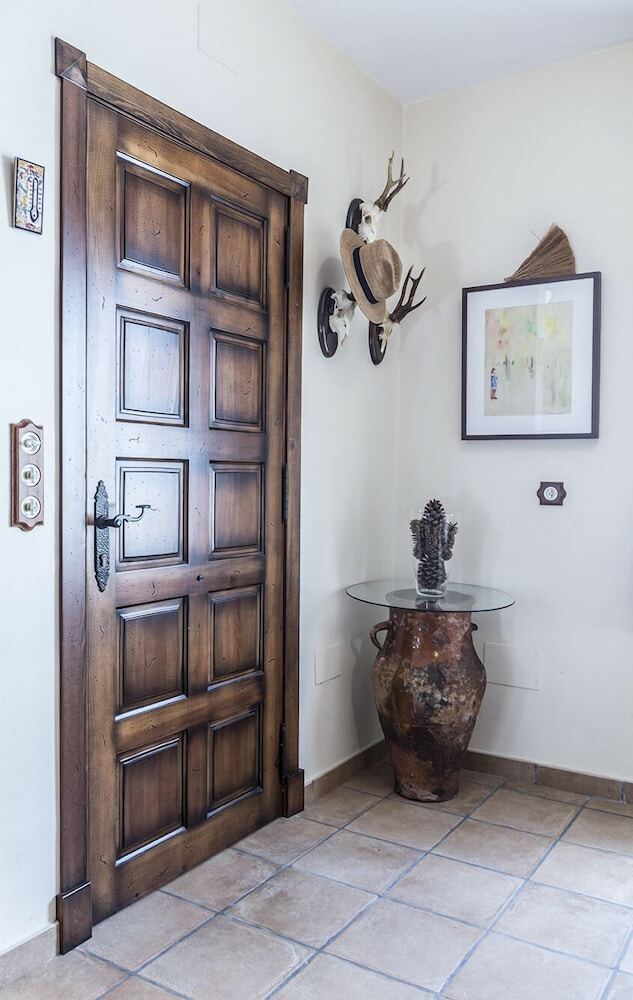 Hotel Mafloras Suites El Bosque