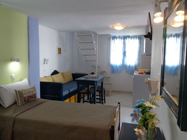Aparthotel Honeymoon Beach Studios