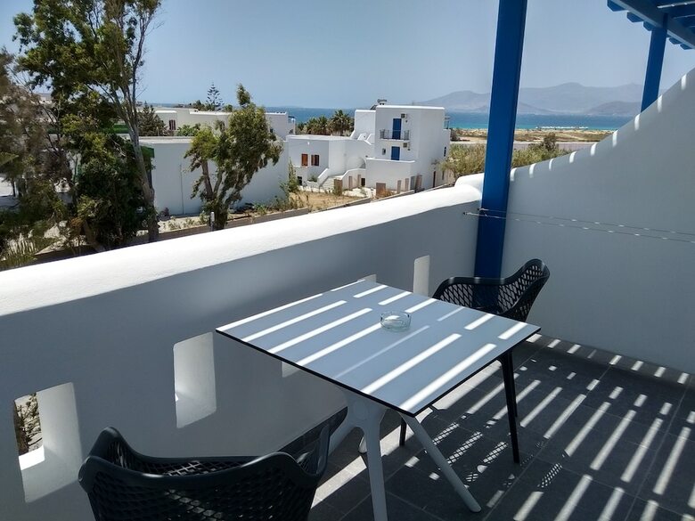 Apartamentos Nikoletta Studios