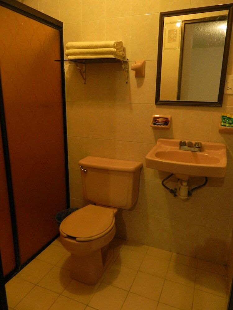 Hotel Revolucion