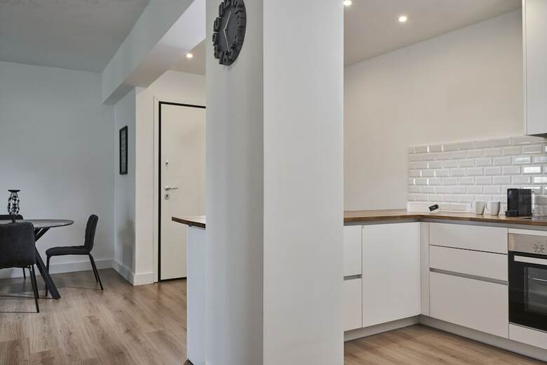 Urban Heights 2bd Apartment