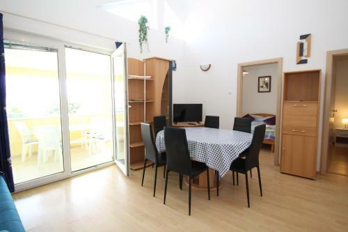 Baska Beach Apartments