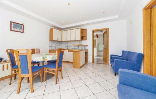 Apartment Kostelj Cr