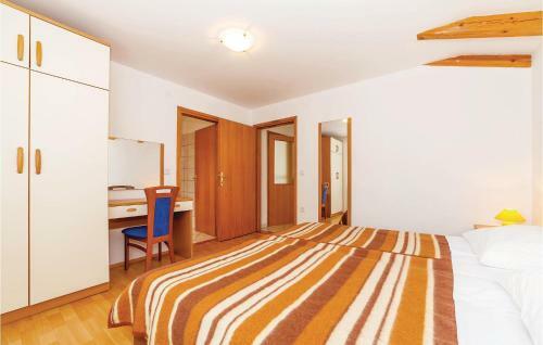 Apartment Kostelj Cr