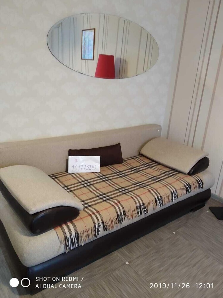 Apartment On B Kondratievskii 12 Bld 1