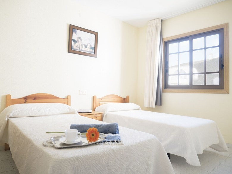Apartamentos Marineu Playa Romana Village