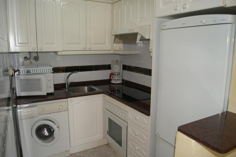 Apartamentos Marineu Casablanca 4-6  Bajo