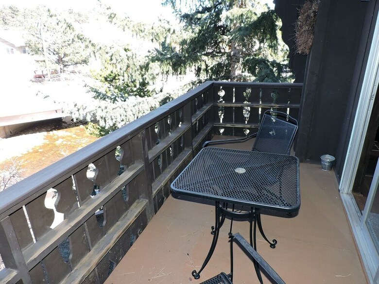 Elkhorn Condo