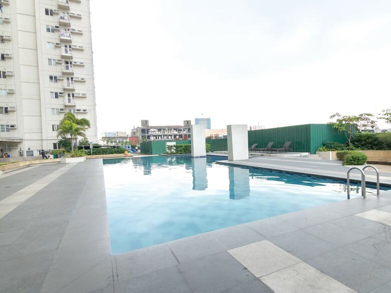 Hotel Oyo 529 Amaia Skies Avenida