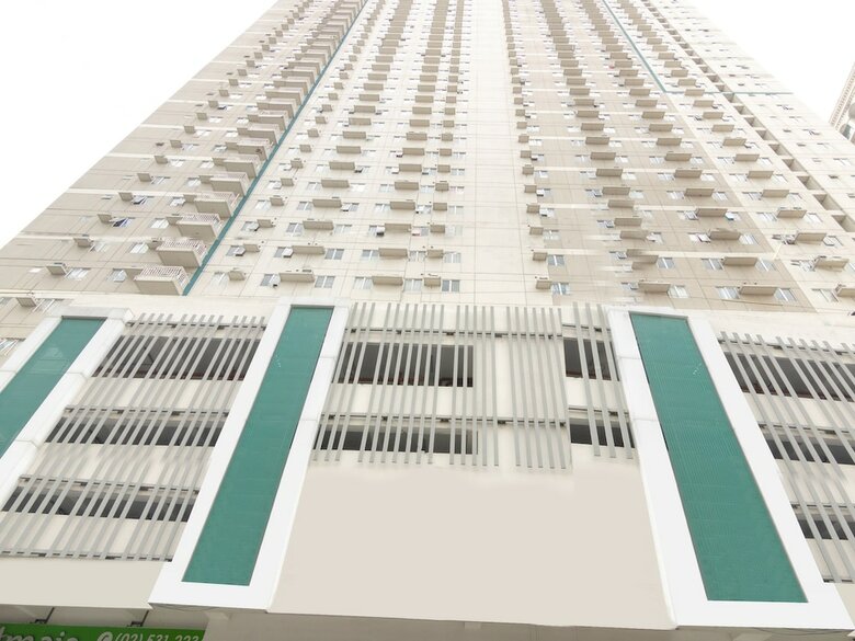 Hotel Oyo 529 Amaia Skies Avenida