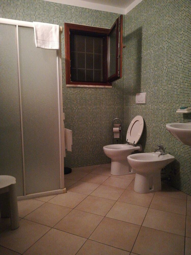 Dimora Del Falconiere B&B