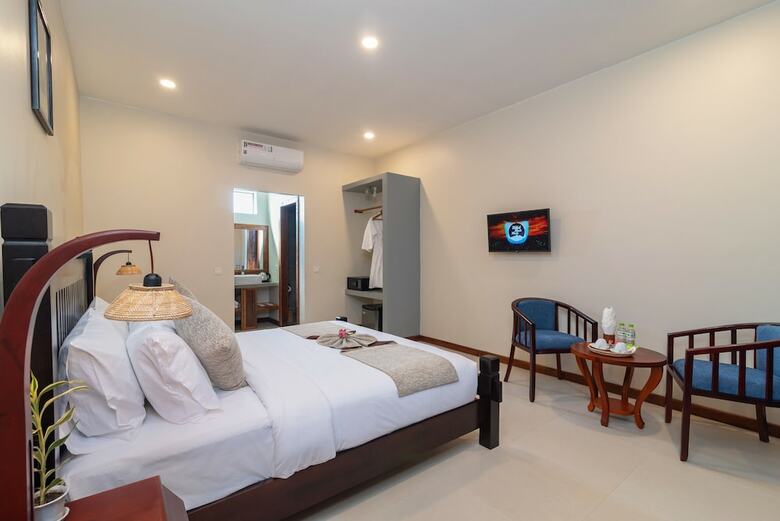 Hotel Family Wooden Boutique