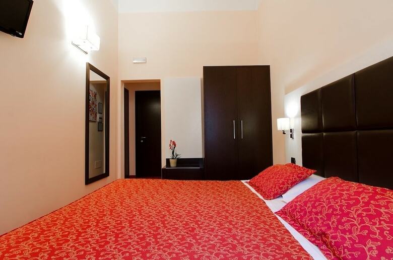 Cenci Bed & Breakfast