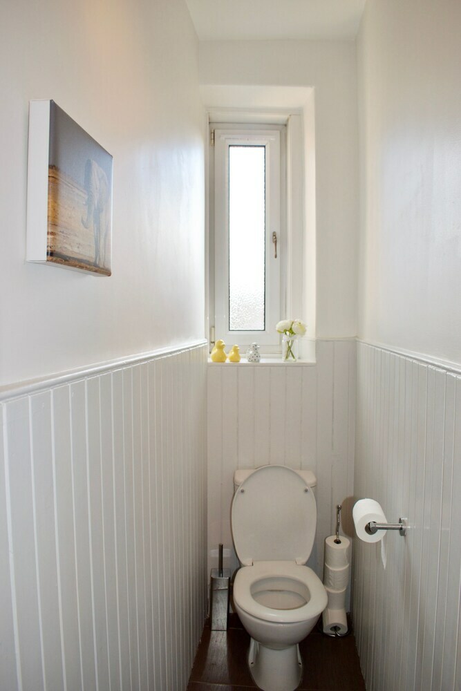 Spacious & Homely Dalry Apartment