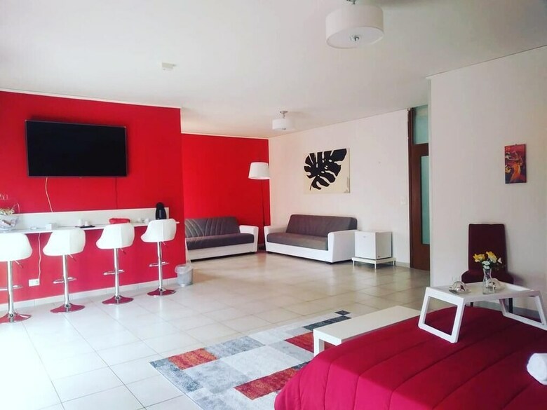 Guest House 127