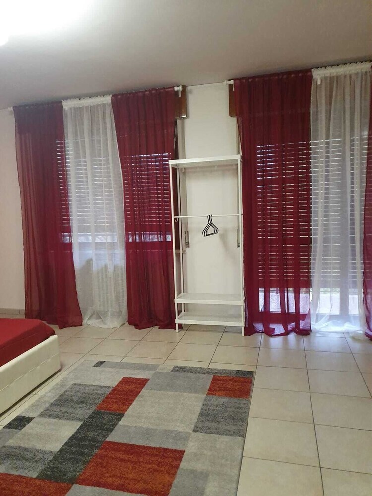 Guest House 127