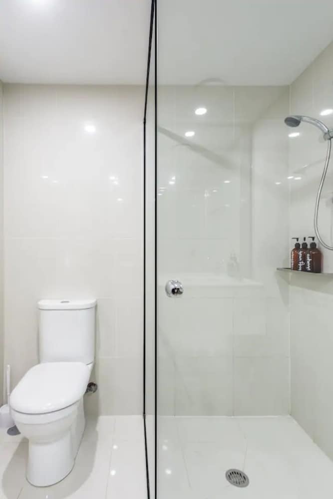 3 Bedroom Apartment With Breathtaking Views In Iconic Q1