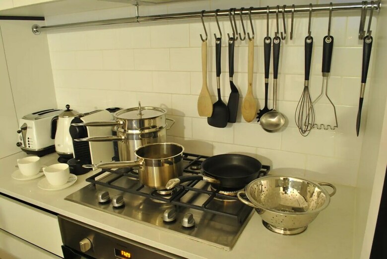 Luxury 1 Bedroom Top Floor Apartment With Balcony