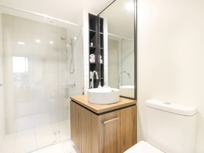 Luxury 1 Bedroom Top Floor Apartment With Balcony